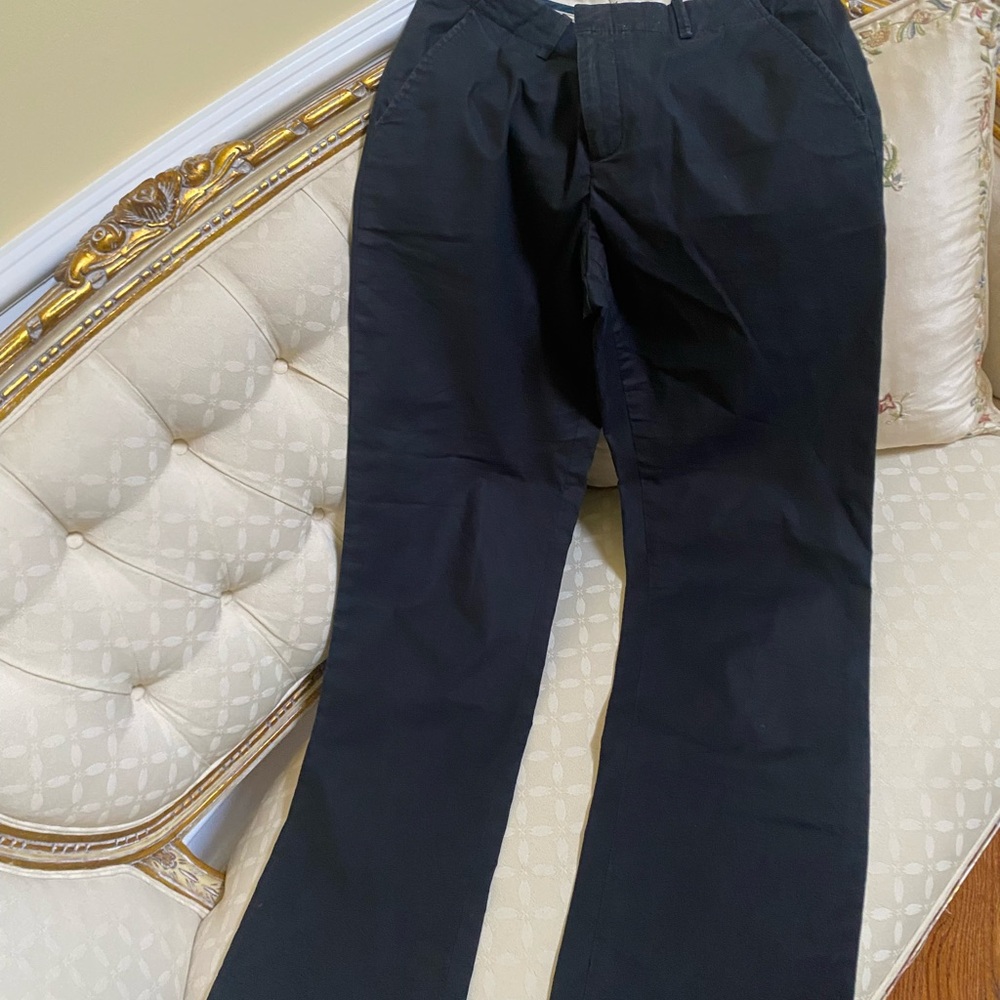 Gap women’s black pants size 6R